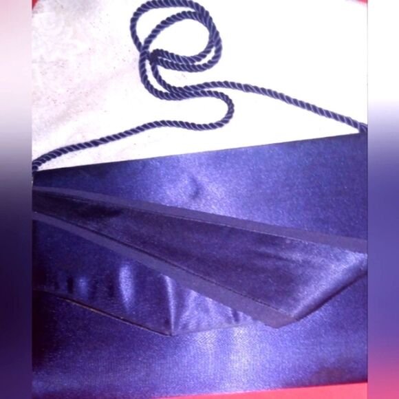 WHITTALL & SHON CLUTCH PURSE - Picture 6 of 7